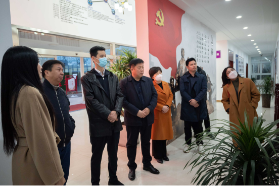 鄭東新區(qū)、經(jīng)開區(qū)、航空港區(qū)政協(xié)委員赴公司考察交流！